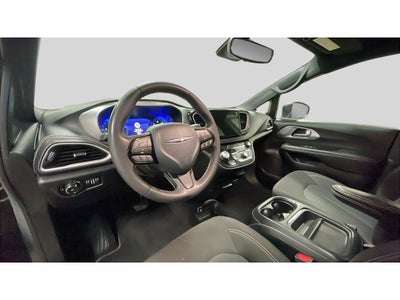 2023 Chrysler Pacifica Touring