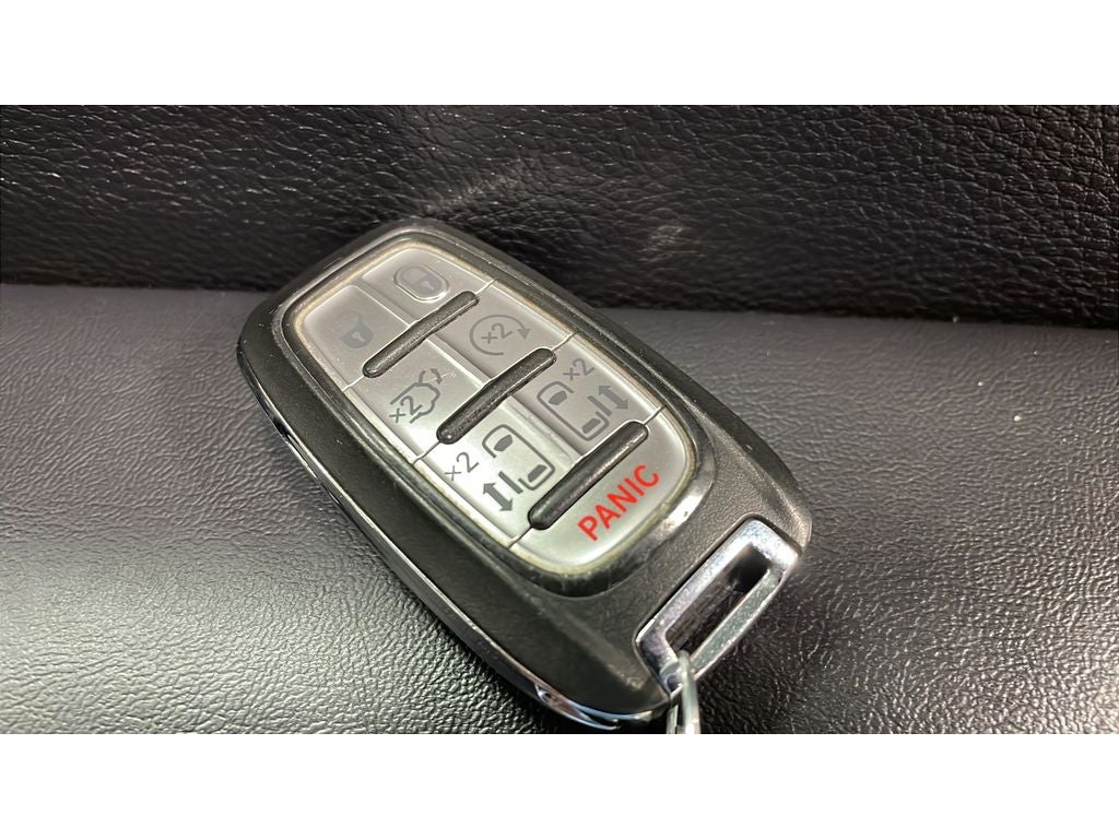 2023 Chrysler Pacifica Touring