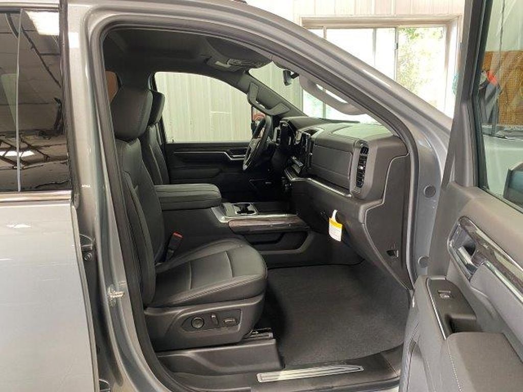 2025 Chevrolet Silverado 2500 HD LTZ