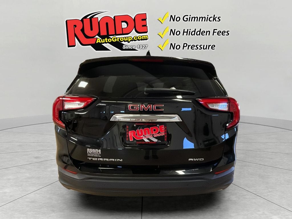 2022 GMC Terrain SLE