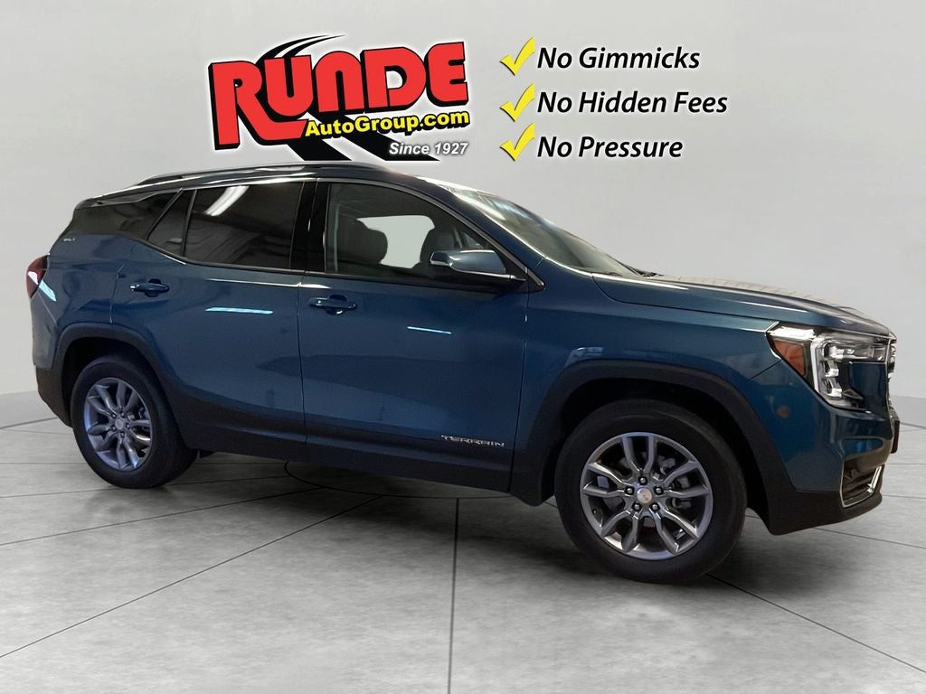2024 GMC Terrain SLT