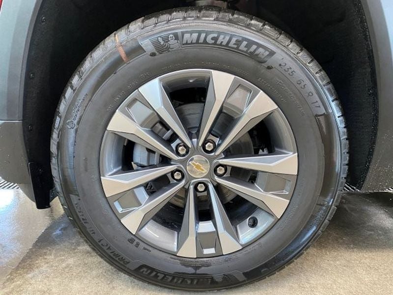 2027 Chevrolet Equinox AWD LT