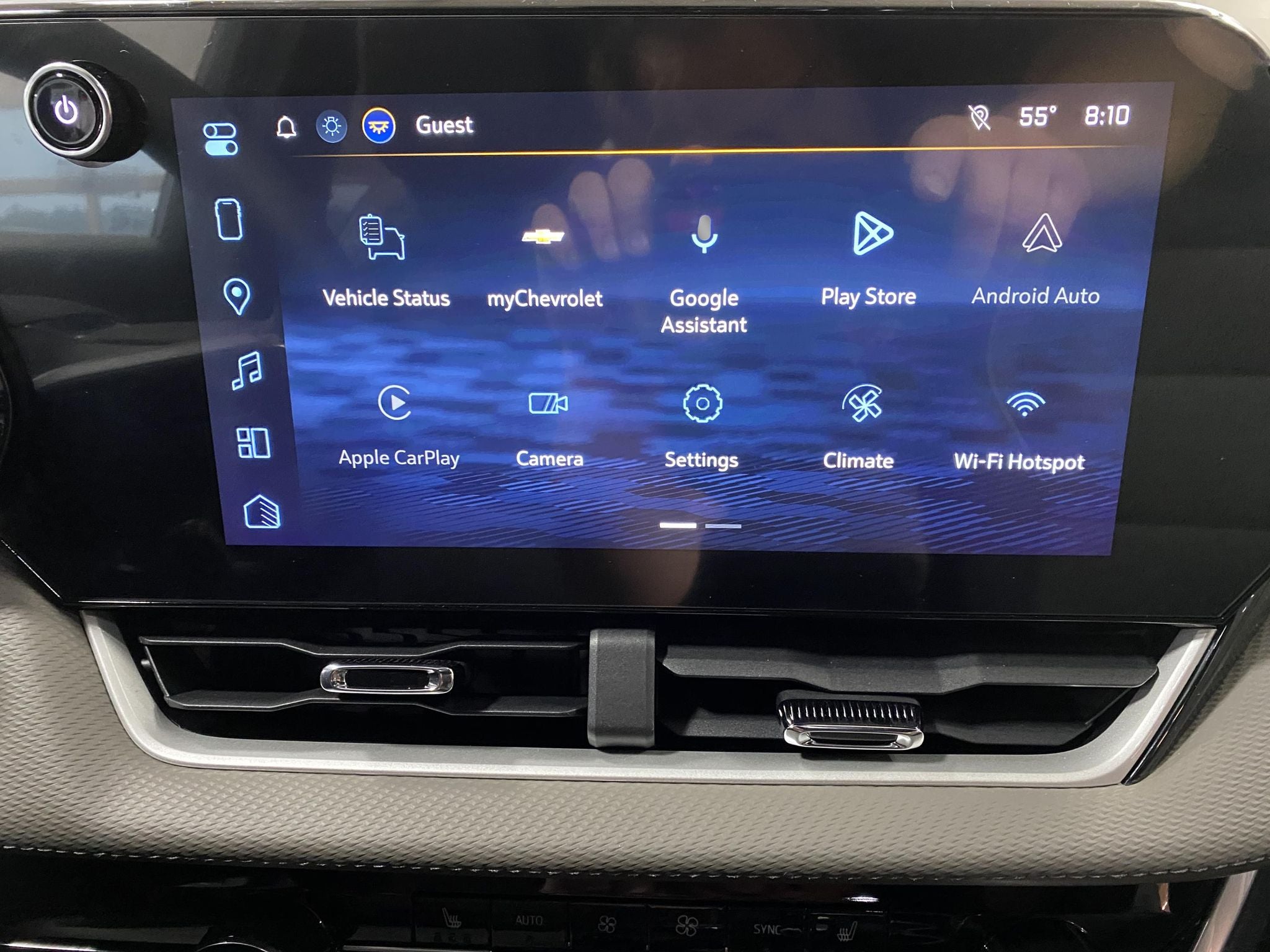 2027 Chevrolet Equinox LT - Photo 9