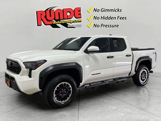 2024 Toyota Tacoma 4WD SR5