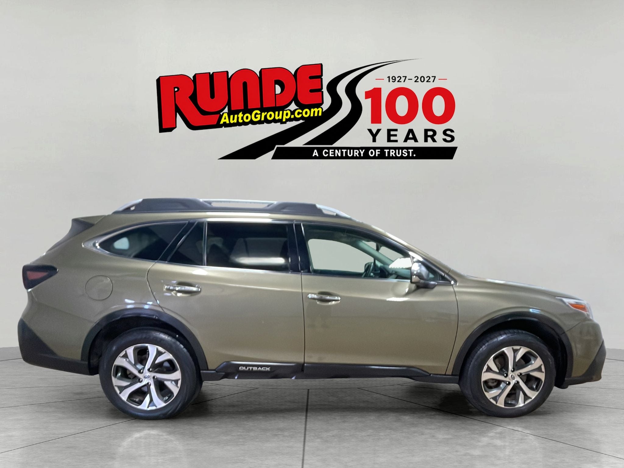 2022 Subaru Outback Touring XT