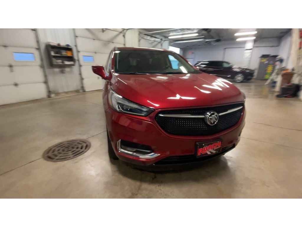 2020 Buick Enclave Essence