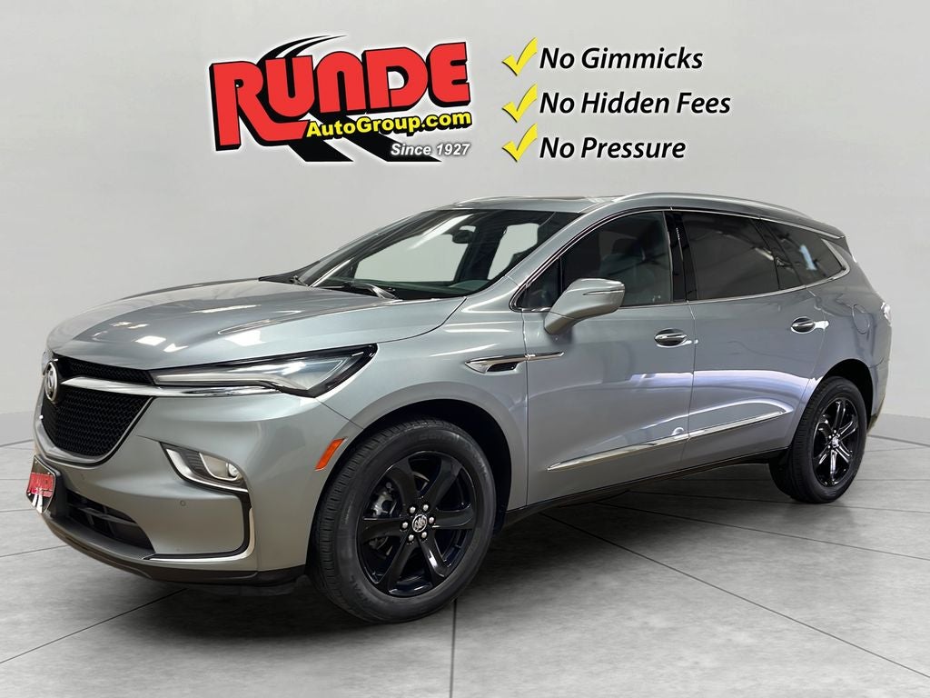 2023 Buick Enclave Essence