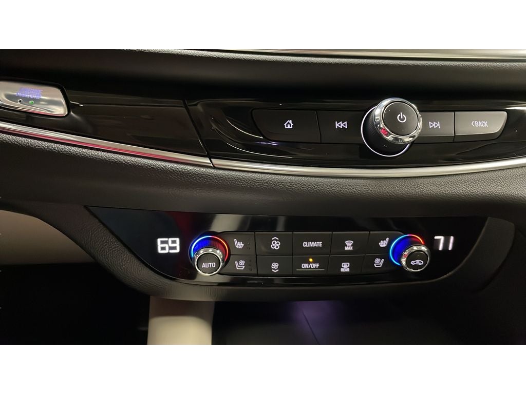 2023 Buick Enclave Premium