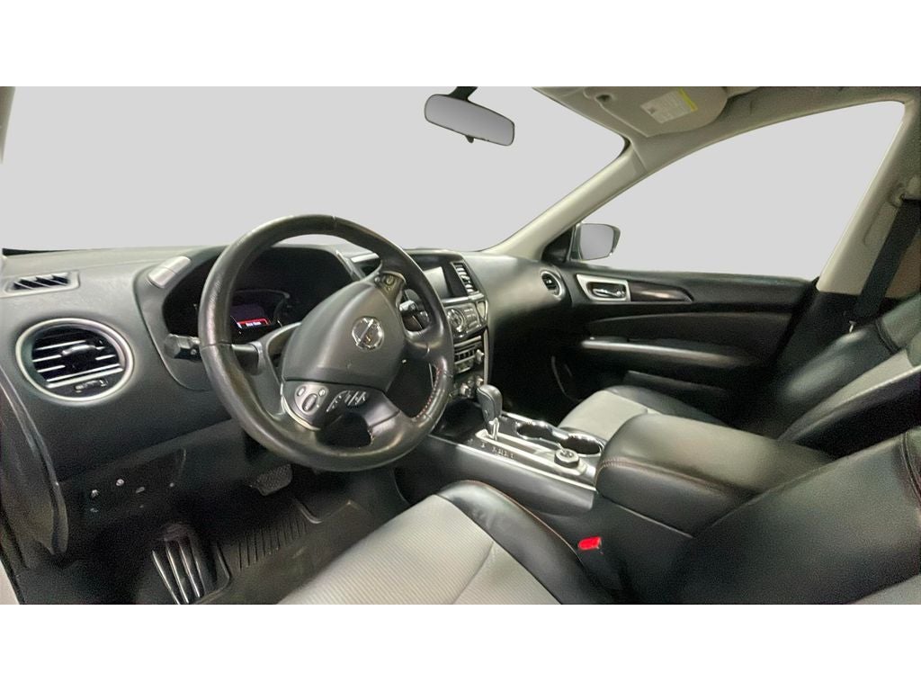 2020 Nissan Pathfinder SV