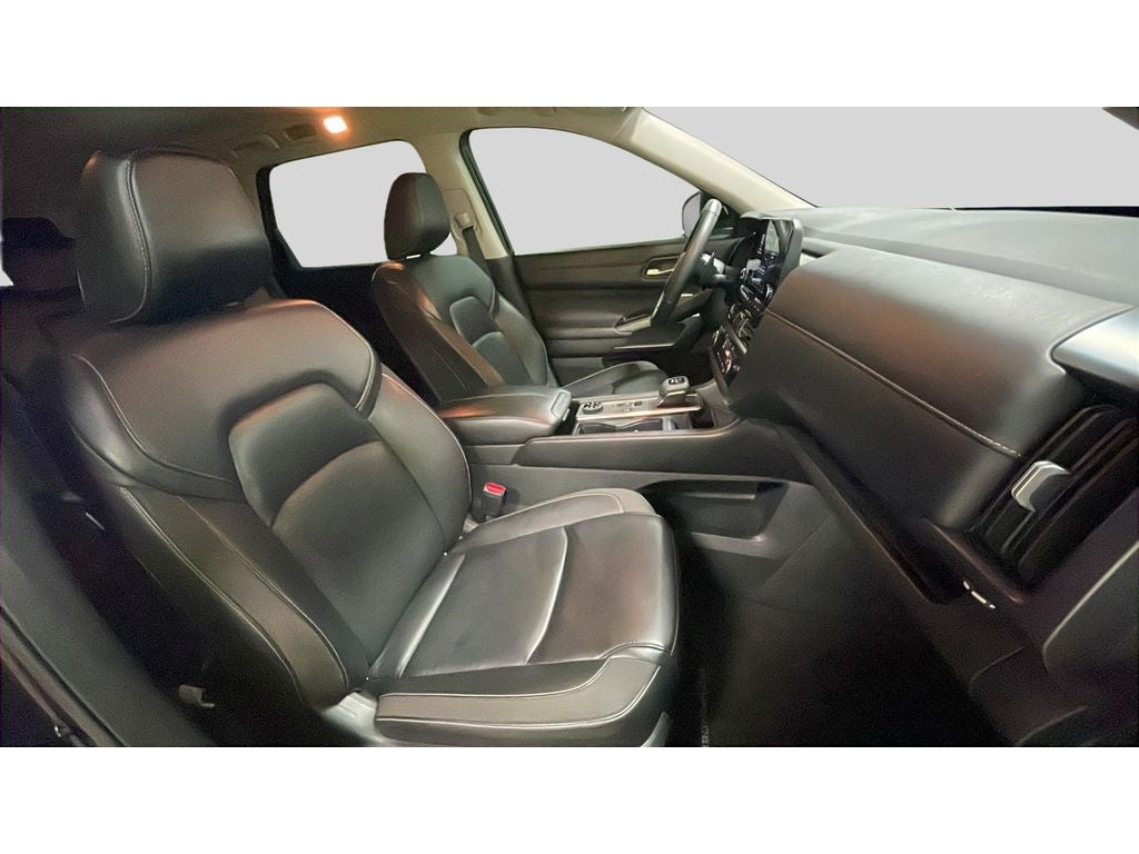 2024 Nissan Pathfinder SL 4WD