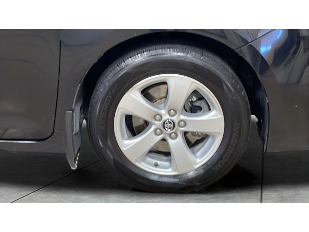 2019 Toyota Sienna LE Auto Access Seat