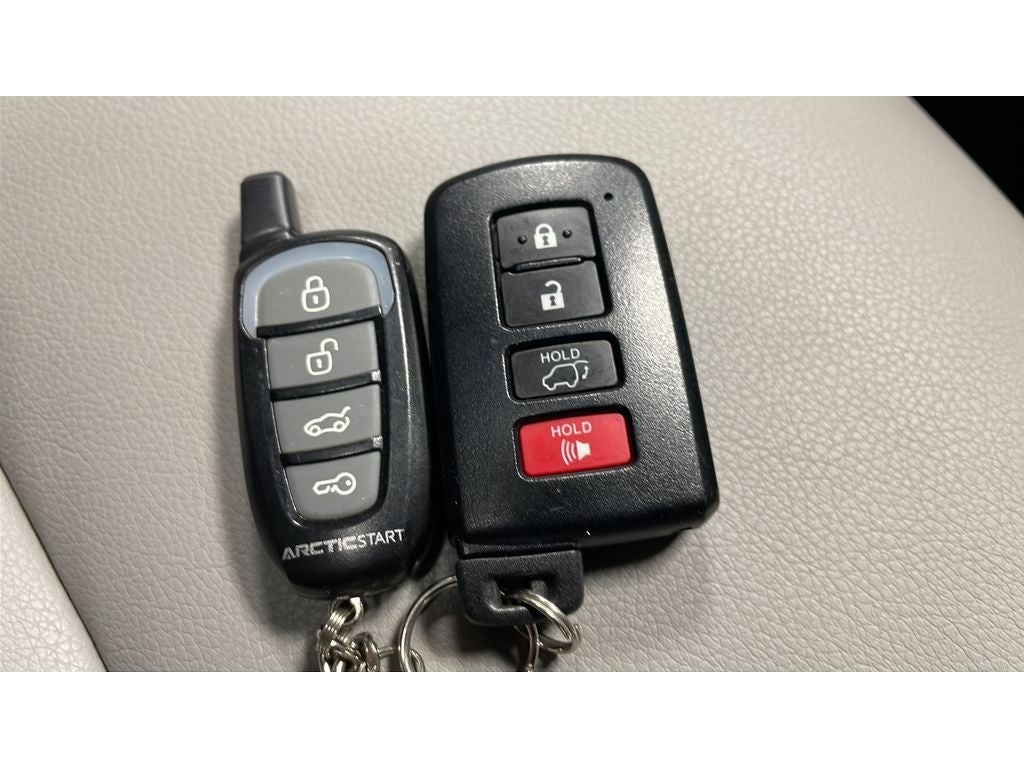 2017 Toyota RAV4 Hybrid Limited