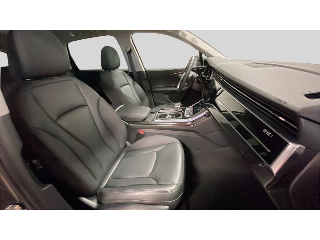 2020 Audi Q7 Premium Plus