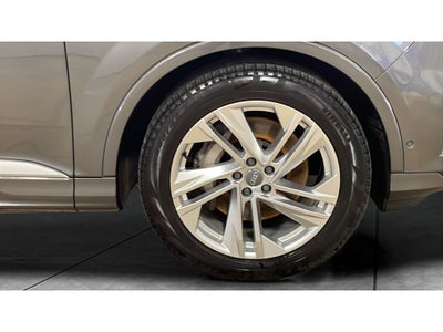 2020 Audi Q7 Premium Plus