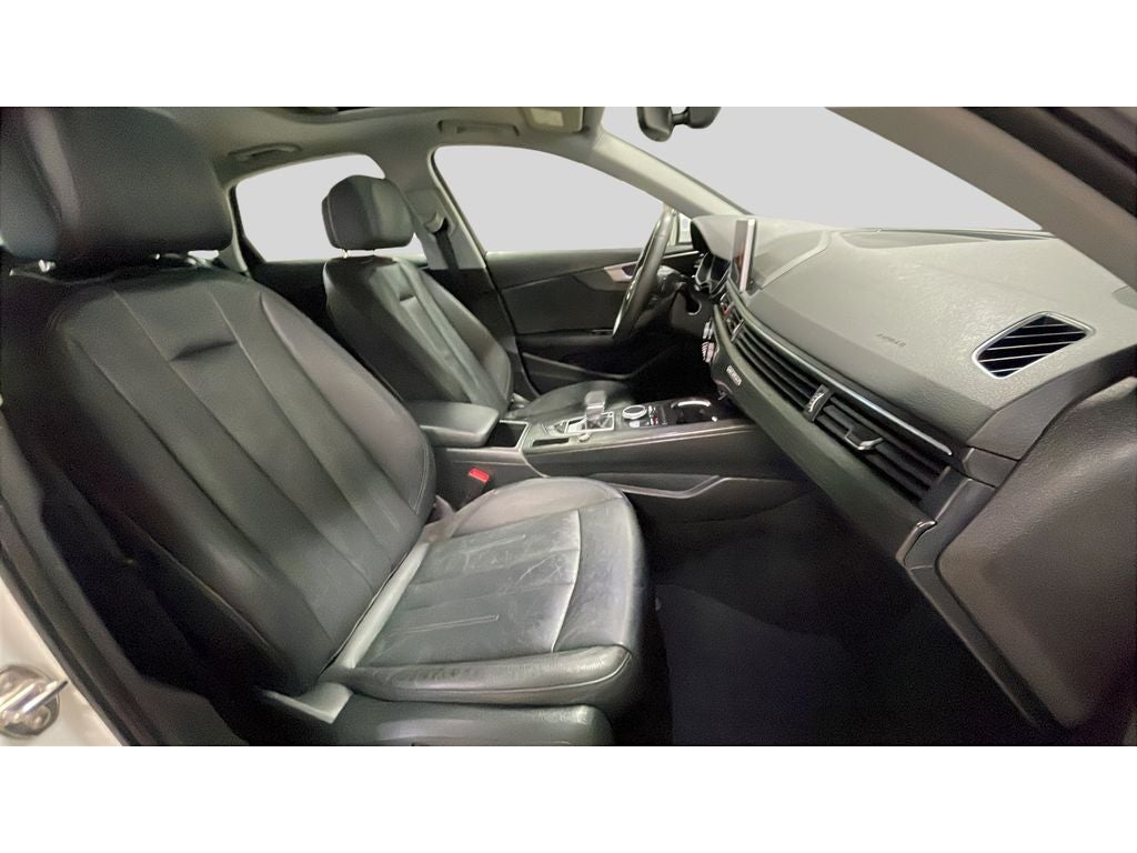 2017 Audi A4 Season of Audi Premium