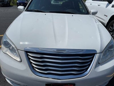 2013 Chrysler 200 Touring