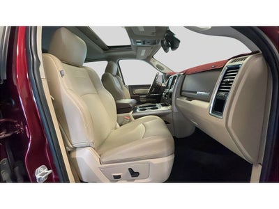 2017 RAM 1500 Laramie Crew Cab 4x4 5'7" Box