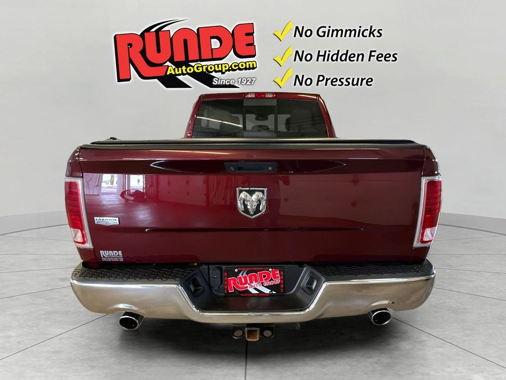 2017 RAM 1500 Laramie Crew Cab 4x4 5'7" Box