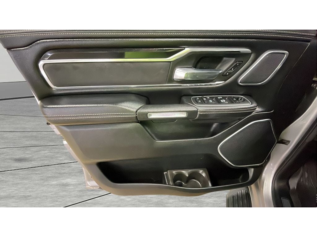 2021 RAM 1500 Laramie Crew Cab 4x4 5'7" Box