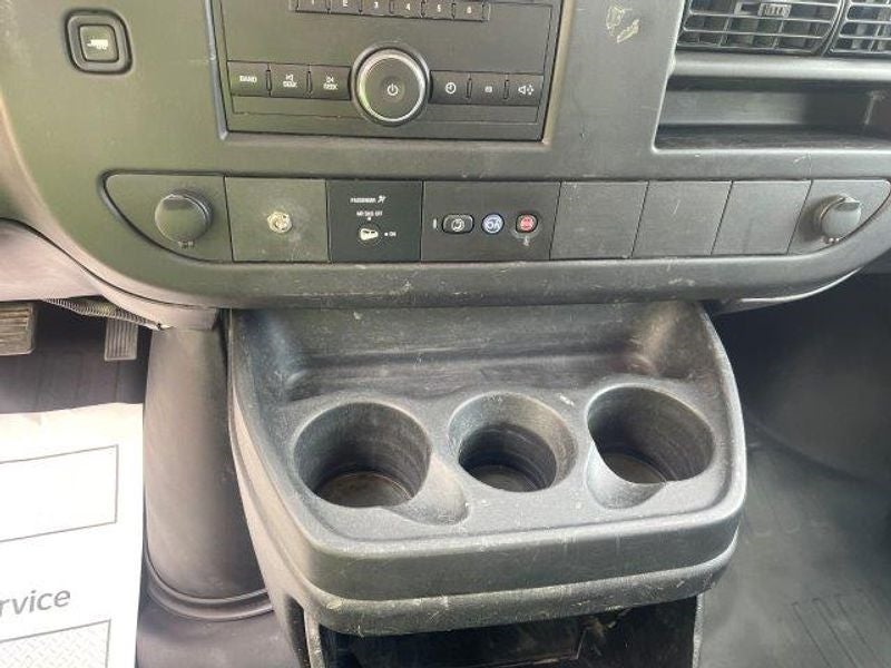 2014 Chevrolet Express Cutaway 3500 1WT