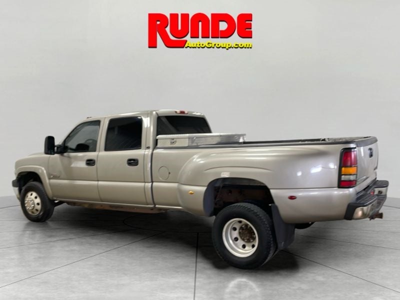 2002 Chevrolet Silverado 3500 HD LS
