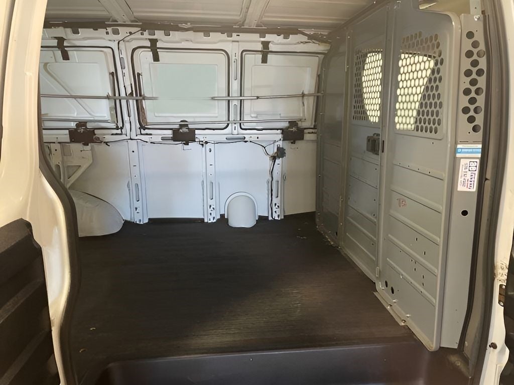 2014 Chevrolet Express Cargo 1500 1WT