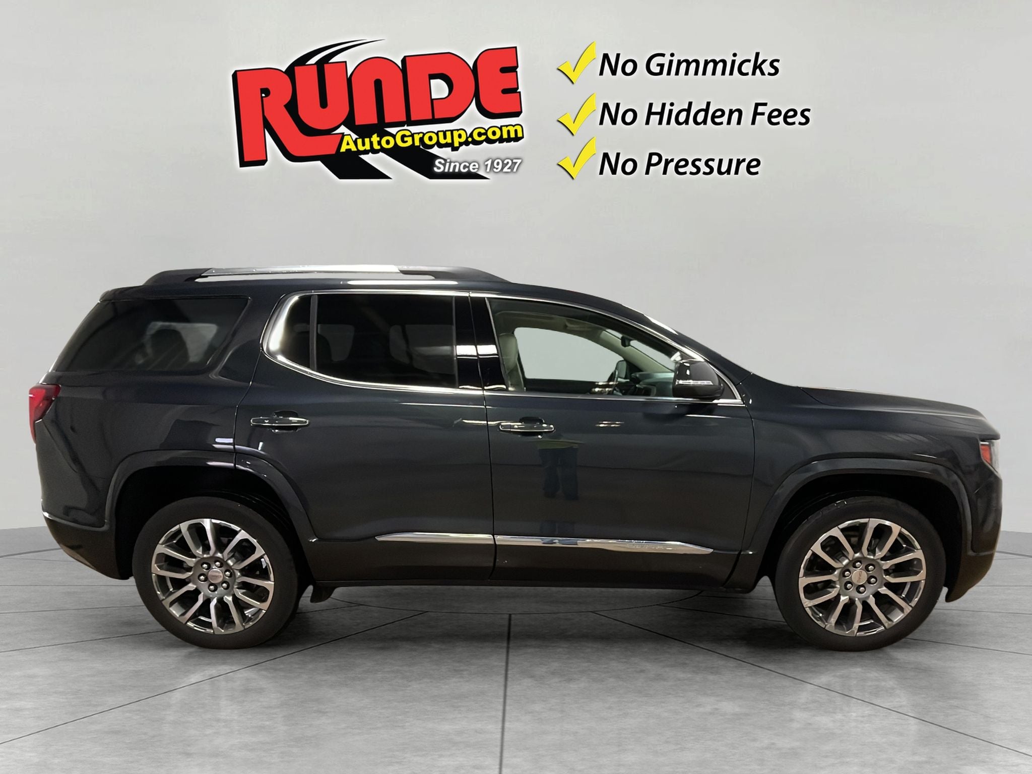 2023 GMC Acadia Denali
