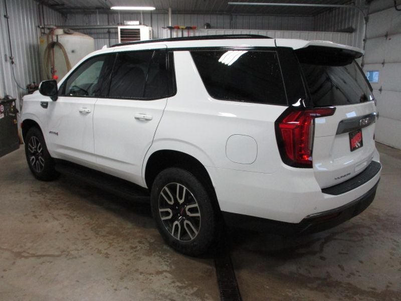 2023 GMC Yukon AT4