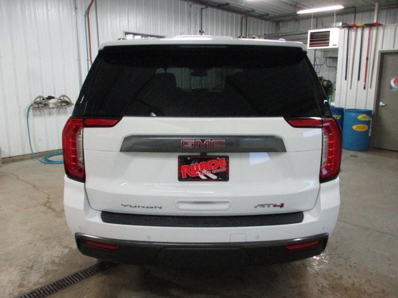 2023 GMC Yukon AT4
