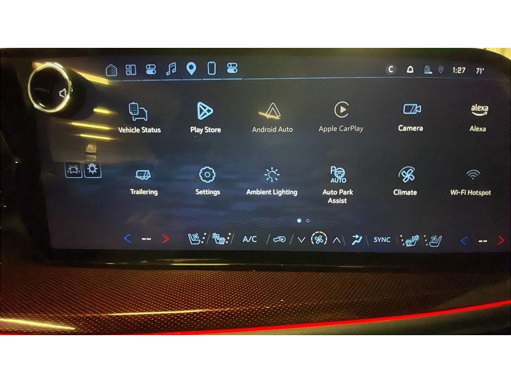 2025 Chevrolet Traverse RS