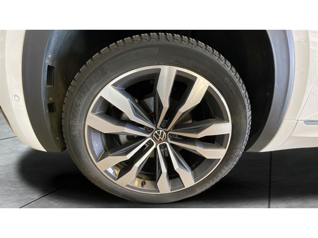 2022 Volkswagen Atlas 3.6L V6 SEL Premium R-Line