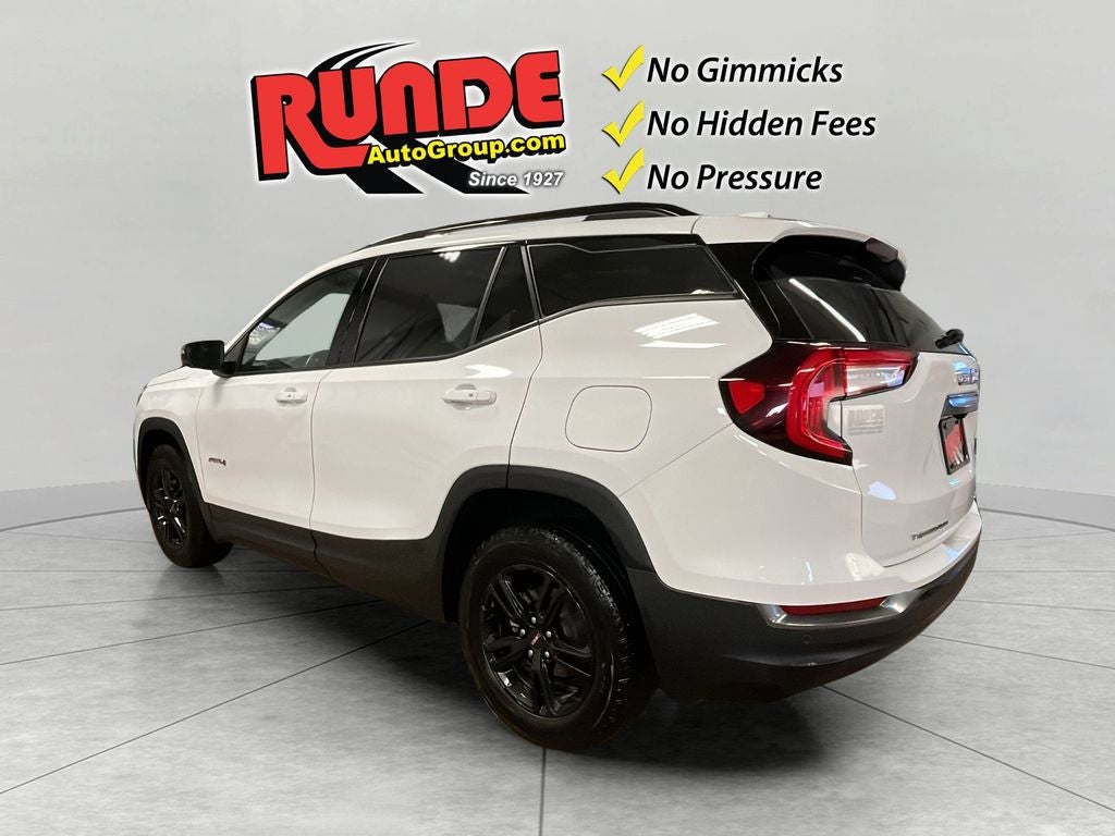 2022 GMC Terrain AT4