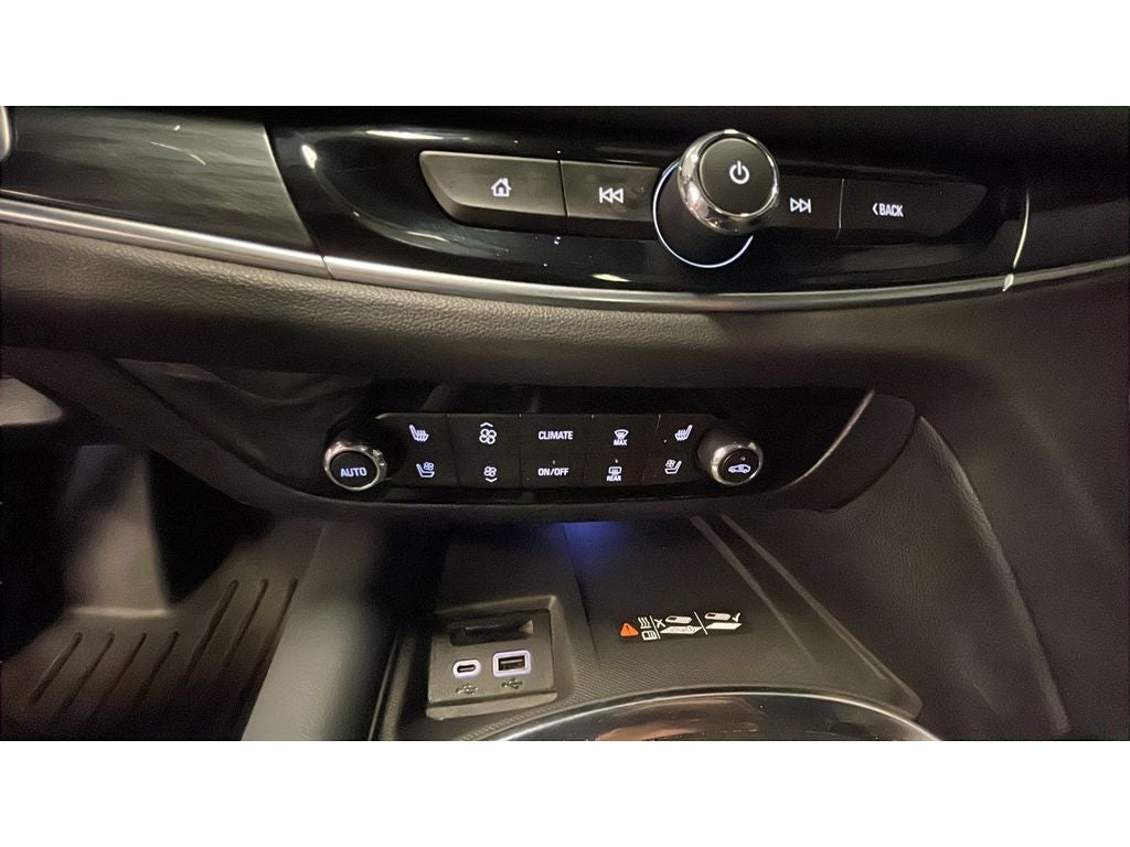 2023 Buick Enclave Premium