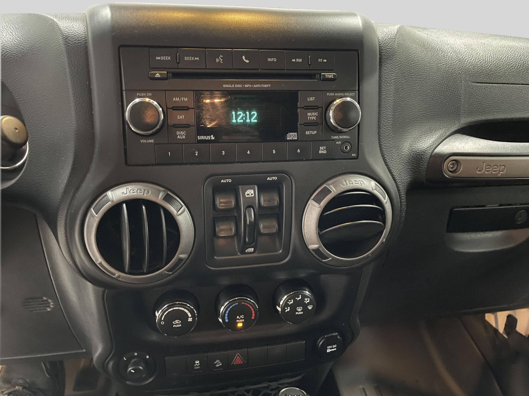 2017 Jeep Wrangler Sport