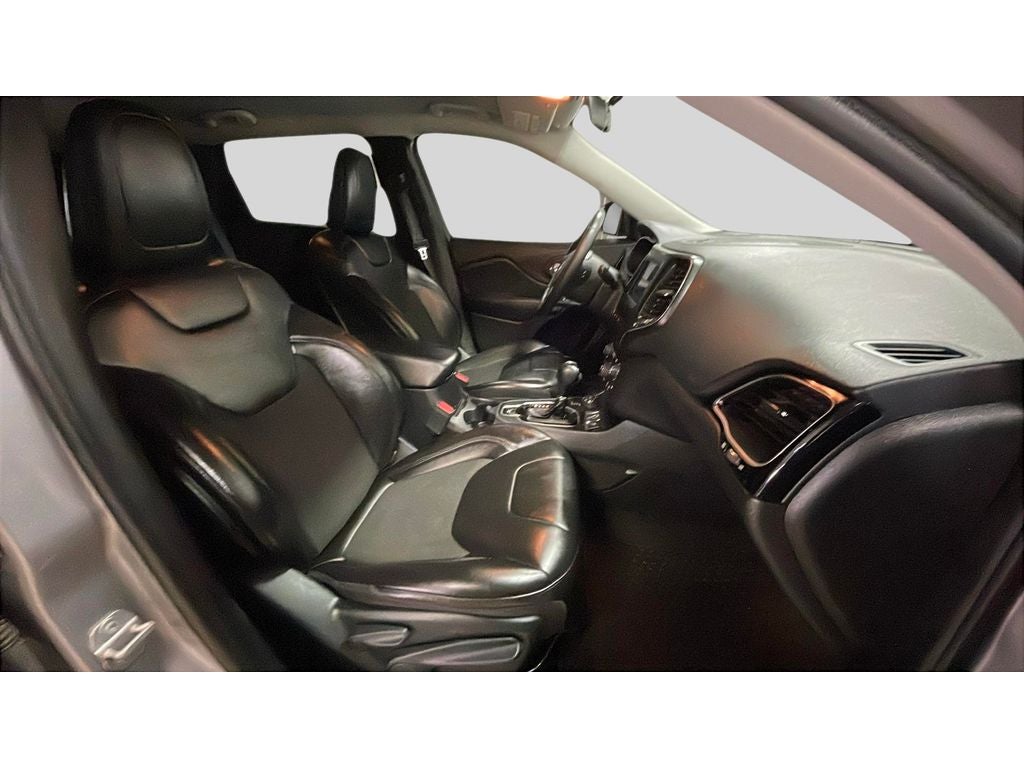 2020 Jeep Cherokee Altitude