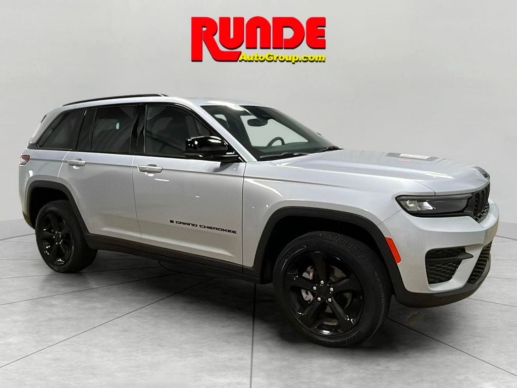 2024 Jeep Grand Cherokee Altitude