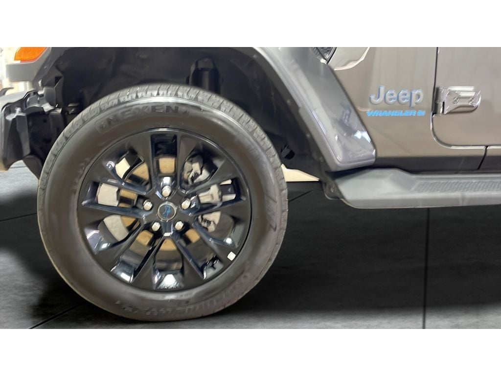 2025 Jeep Wrangler 4xe Sahara