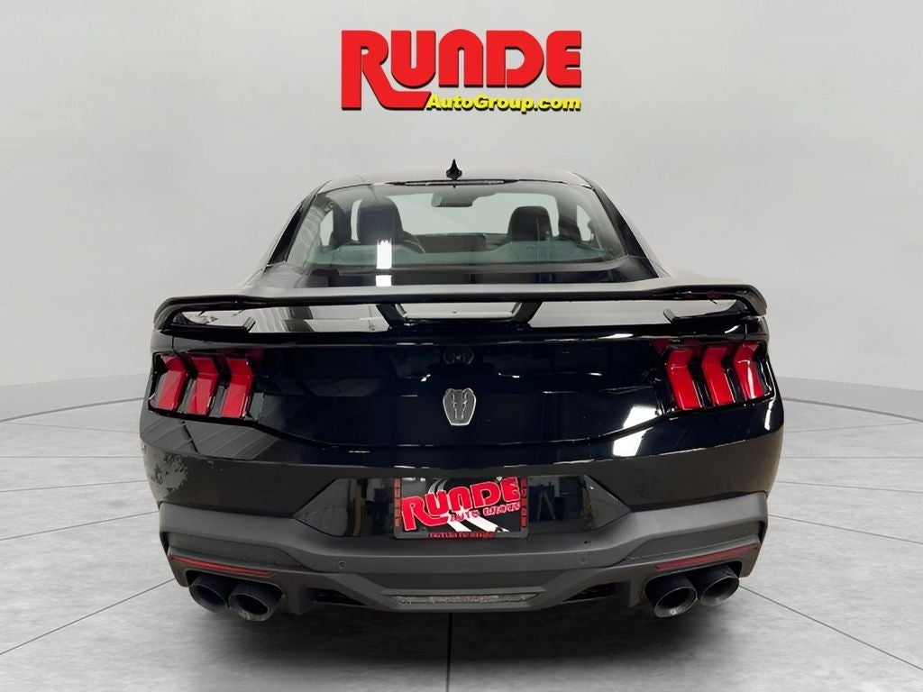 2024 Ford Mustang Dark Horse