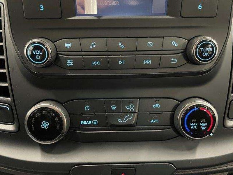 2024 Ford Transit Wagon XL