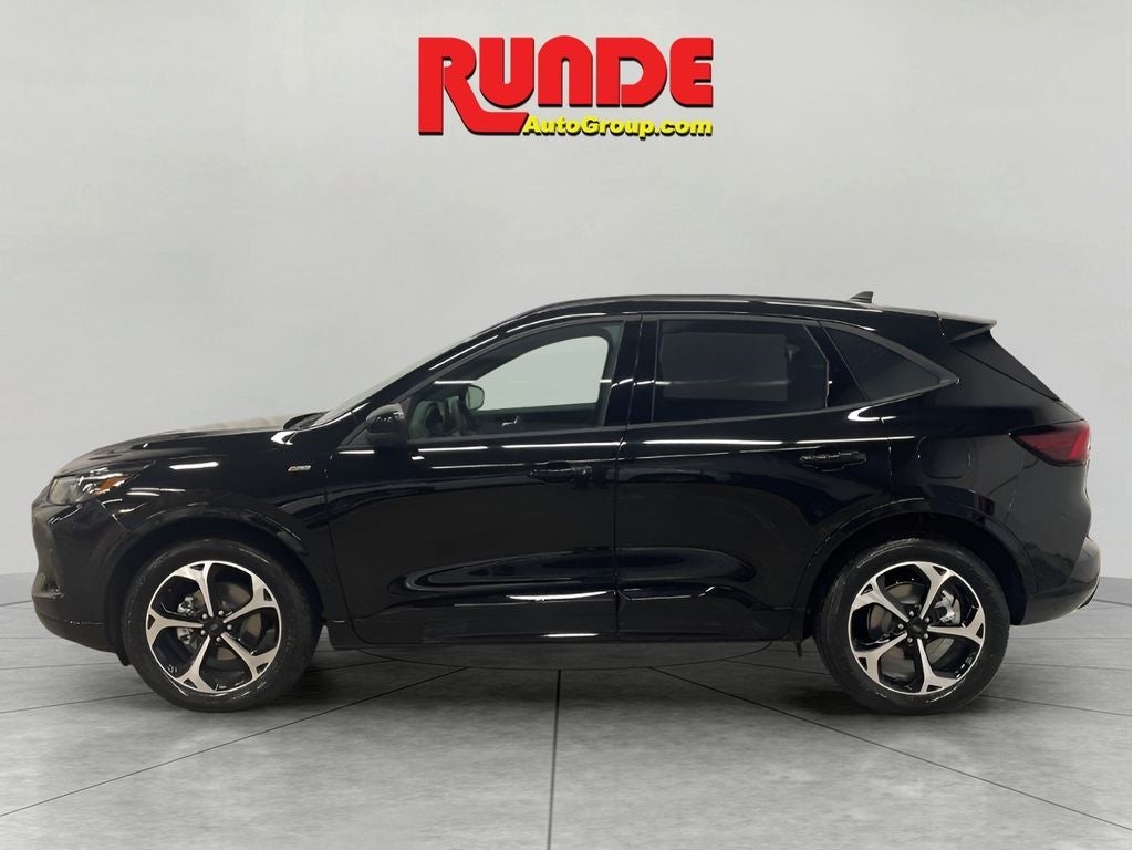 2024 Ford Escape ST-Line Elite