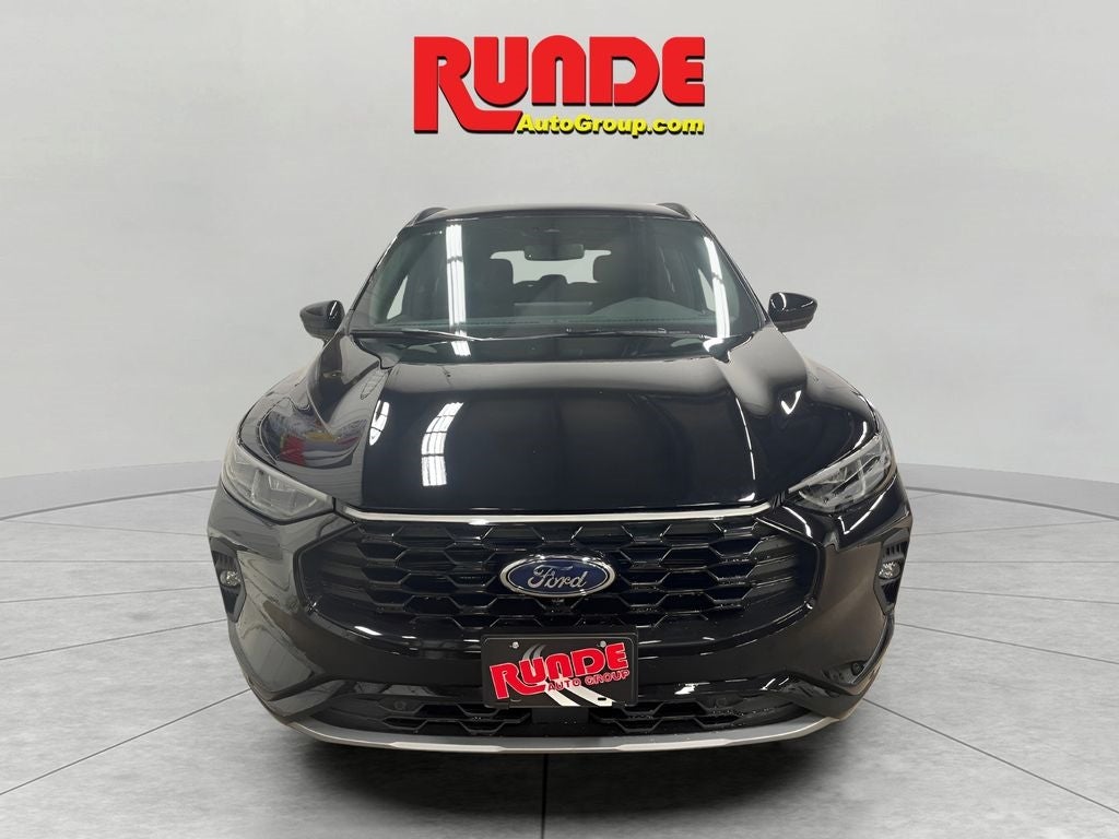 2024 Ford Escape ST-Line Elite