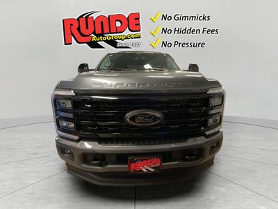 2024 Ford F-350 LARIAT