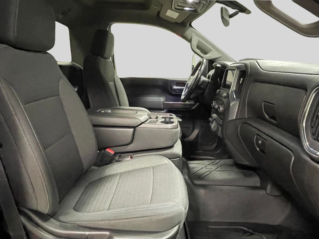 2022 Chevrolet Silverado LT