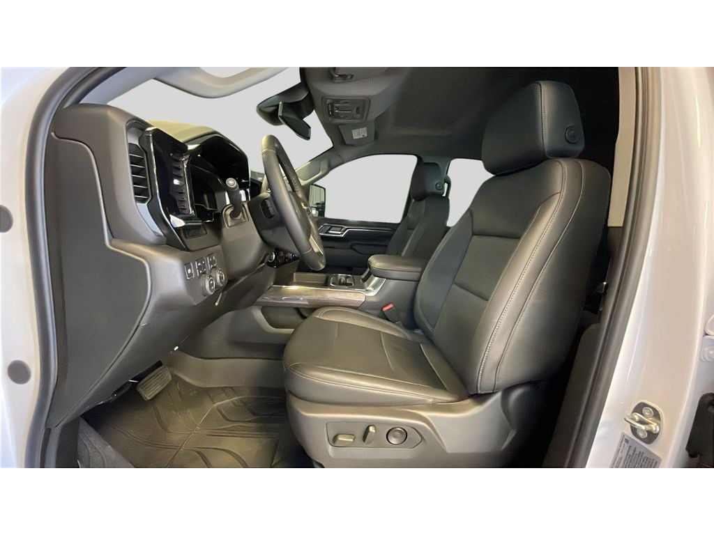 2024 Chevrolet Silverado LTZ