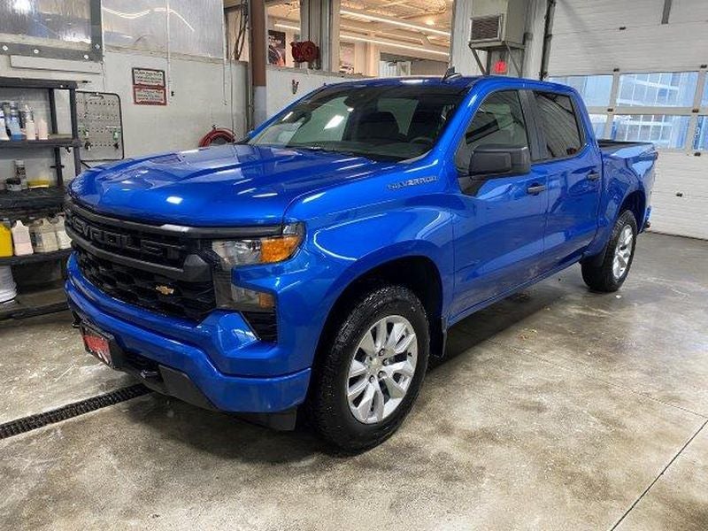 2024 Chevrolet Silverado Custom
