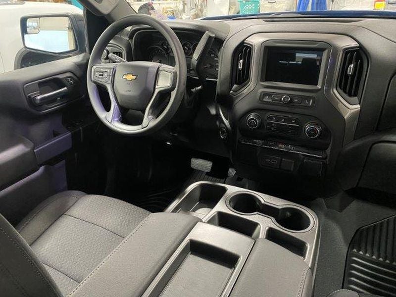 2024 Chevrolet Silverado Custom