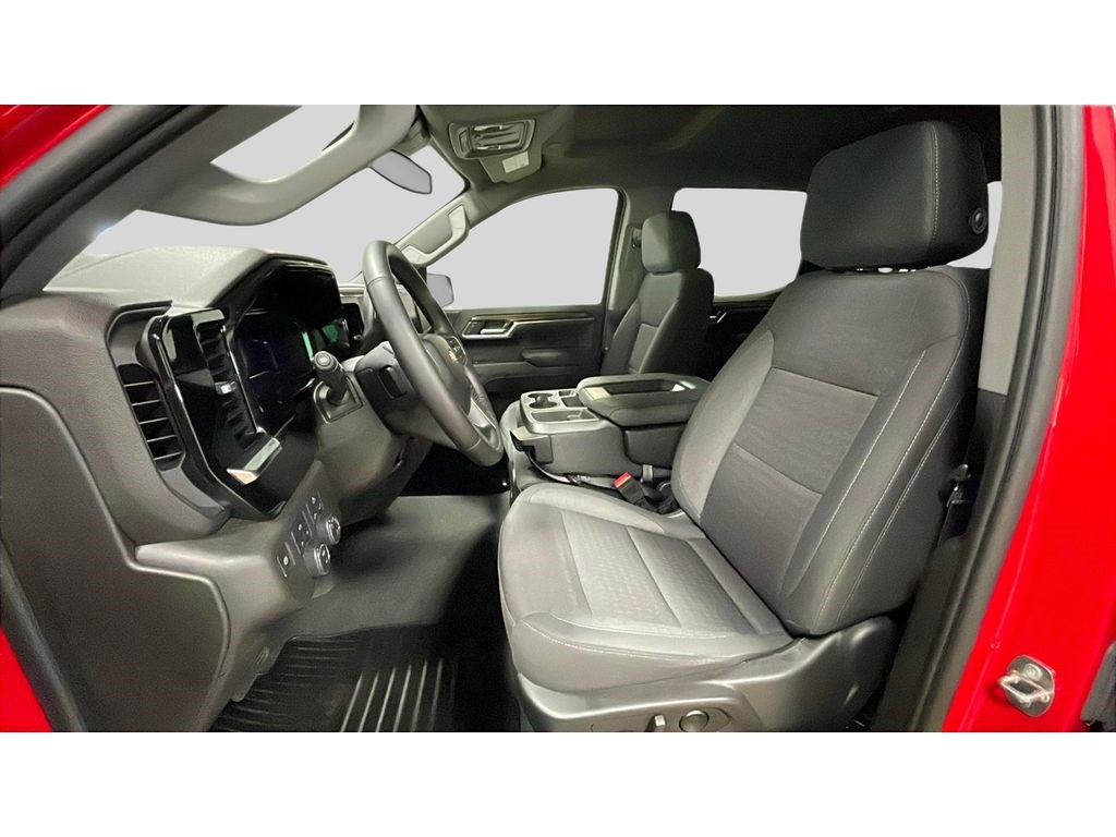 2023 Chevrolet Silverado LT