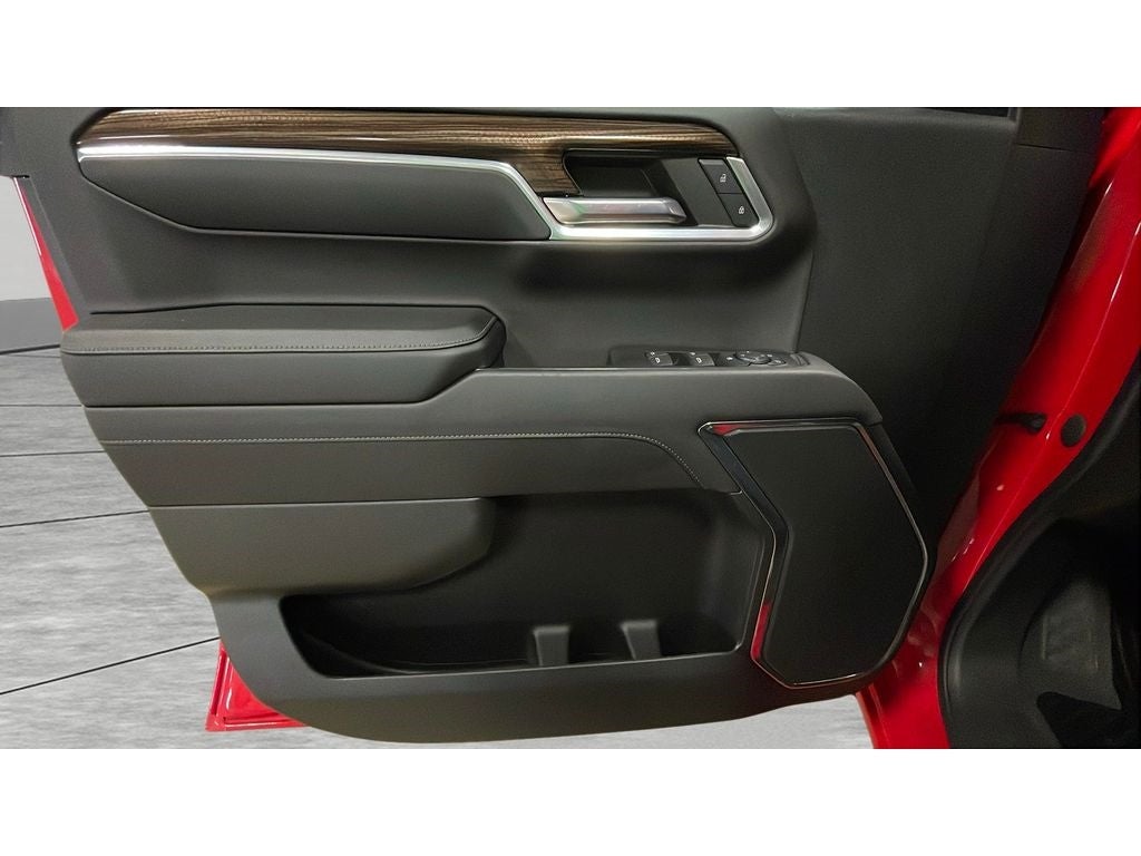 2023 Chevrolet Silverado LT