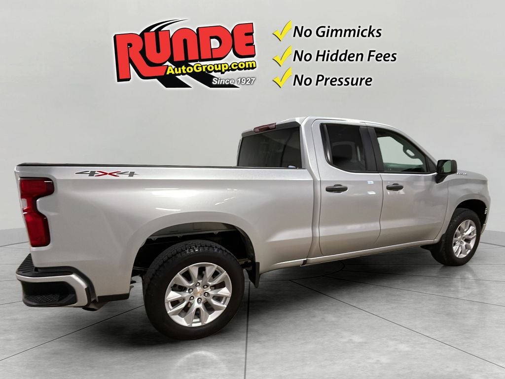 2022 Chevrolet Silverado Custom