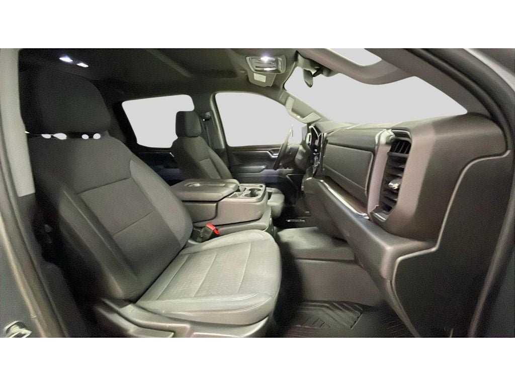 2024 Chevrolet Silverado LT